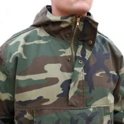 Hyvat & Parkas Rothco Anorak Woodland Camo Parka